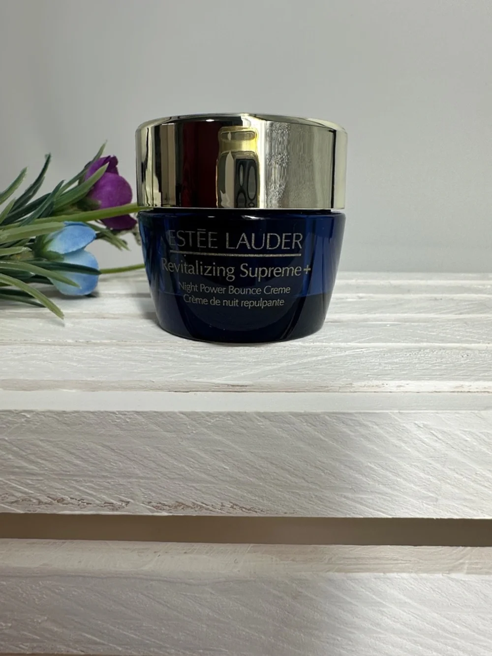 Estée Lauder Revitalizing Supreme+
Night Power Bounce Creme Moisturizer 15 ml - Picture 11 of 12